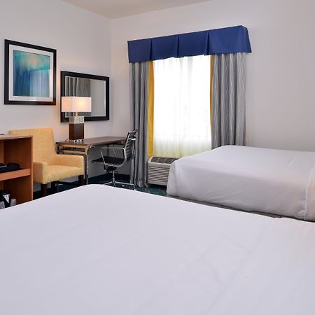 Holiday Inn Express And Suites West Ocean City By Ihg Exterior foto